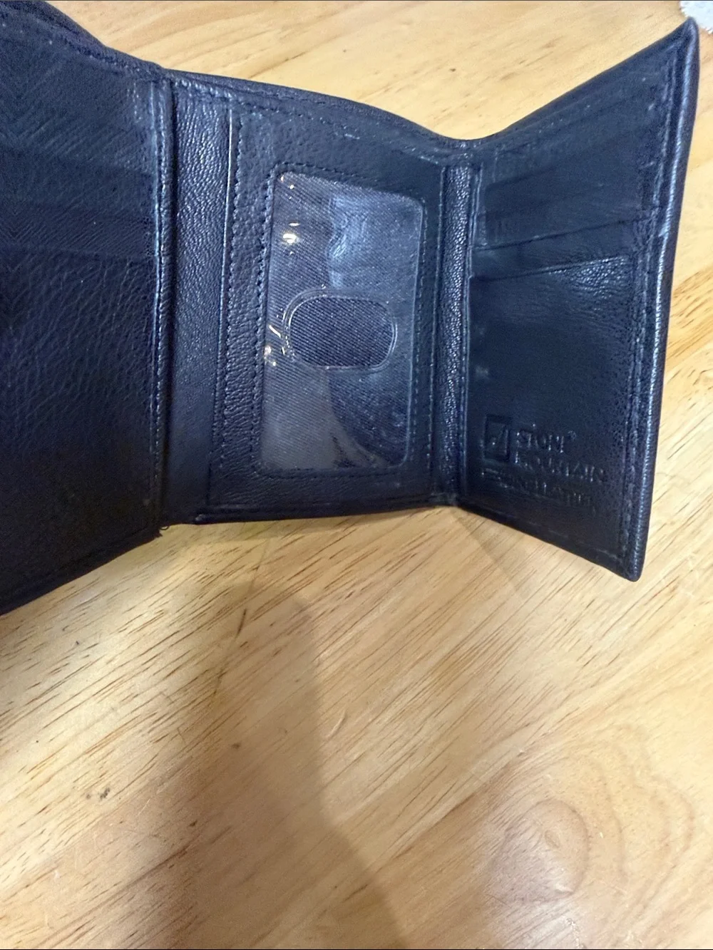 Stone Mountain Accessories Black Embossed American Flag Leather Wallet